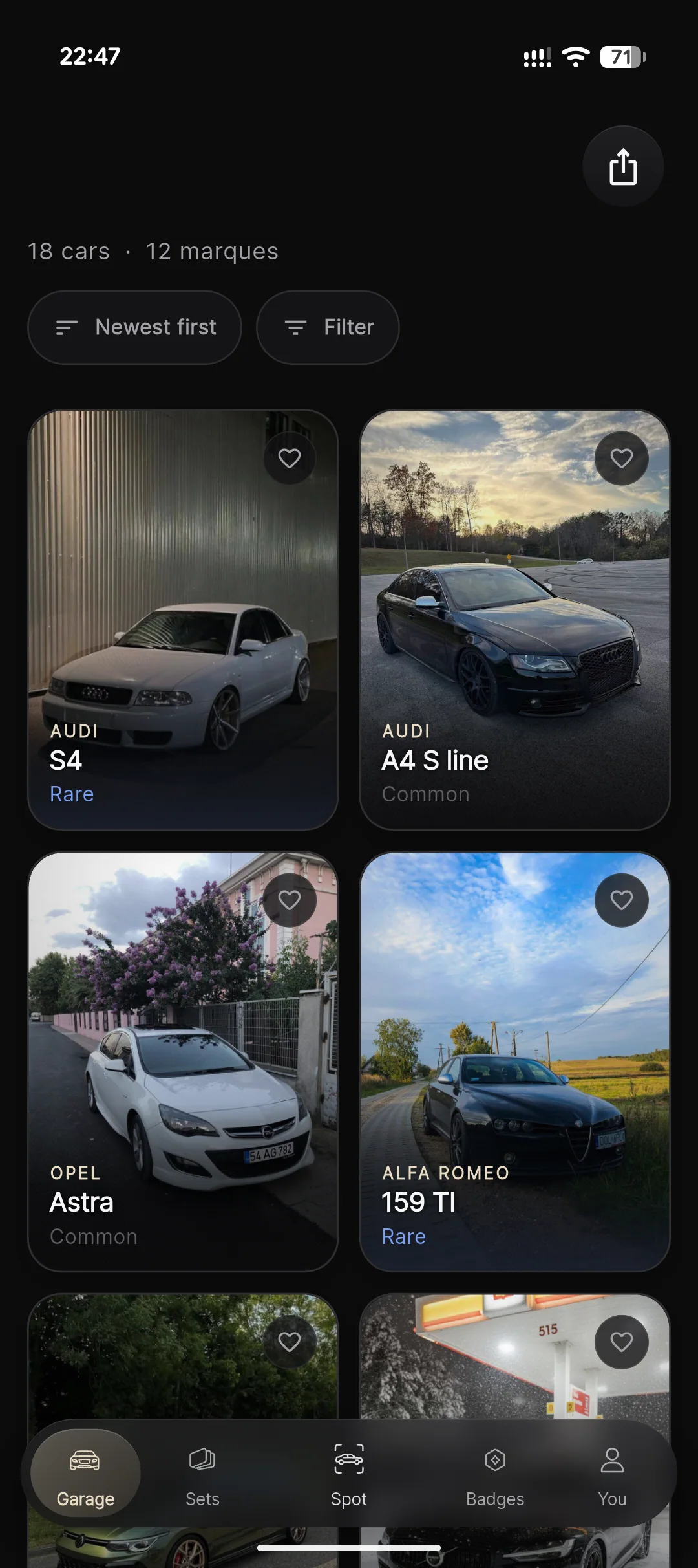 Marque Garage with real photographed Audi, Opel, and Alfa Romeo cars in a collector grid